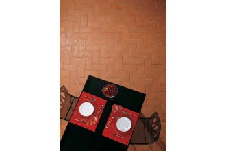 piastrellesupermarket en p746153-8x40-cm-terracotta-skirting-board 011
