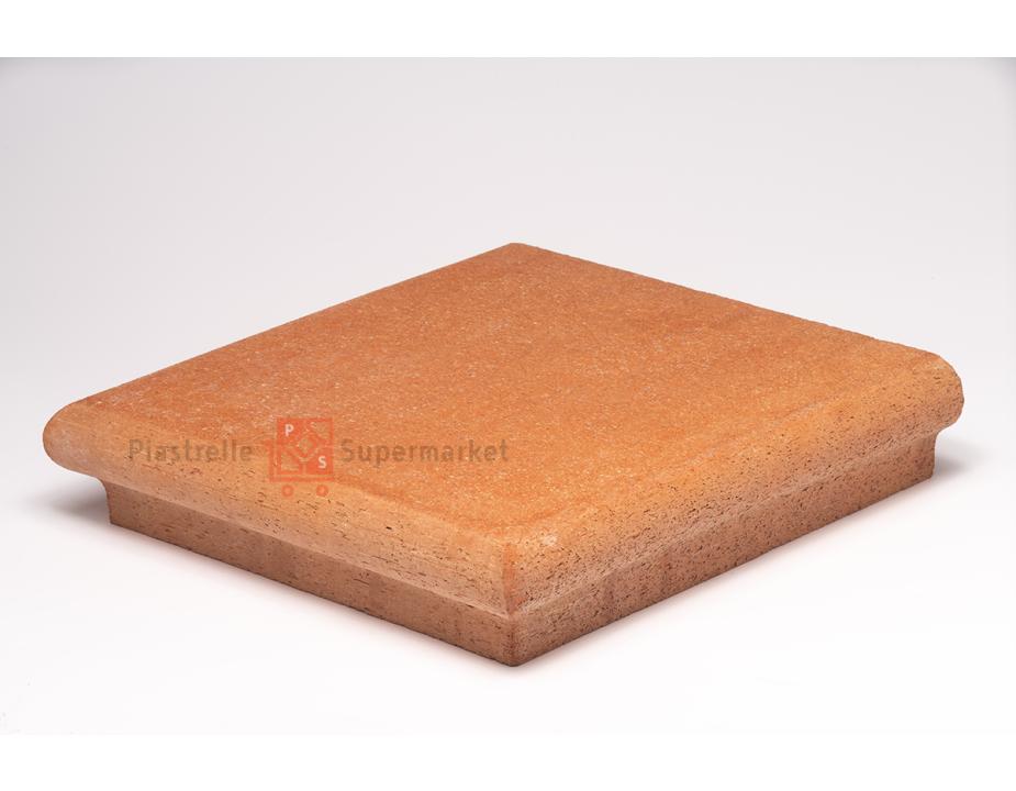 Imprinted terracotta wall cover terminal - rounded